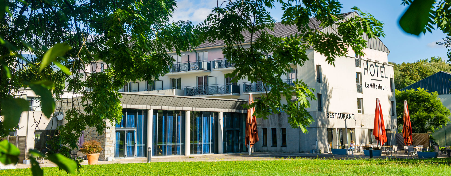 hotel villa du lac exterieur facade - divonne les bains